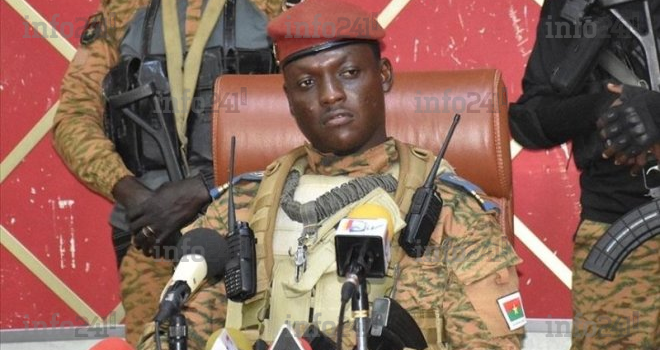 Burkina Faso : Le capitaine Traoré limoge le Premier ministre et dissout le gouvernement