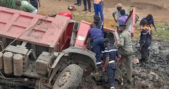 Accident spectaculaire au PK 13 : Un jeune chauffeur bloqué plus de 7 heures dans son camion