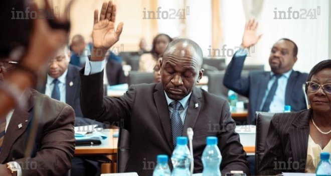La nouvelle révision de la Charte de la transition gabonaise déjà adoptée par le Parlement !