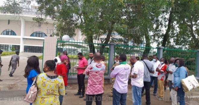 Ignorés, les enseignants-chercheurs gabonais exigent la démission du ministre de tutelle&nbsp;!