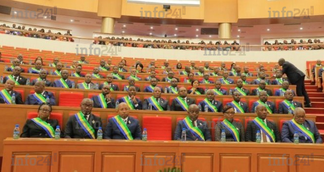 Rentrée parlementaire&nbsp;au Gabon&nbsp;: décentralisation au Sénat et urgence sociale à l’Assemblée nationale