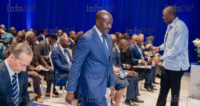 Ministre et patron de banque à la fois&nbsp;: Henri-Claude Oyima temporise son départ de BGFIBank