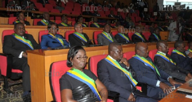 Révision constitutionnelle&nbsp;: le sénat gabonais supprime les aspects controversés du texte