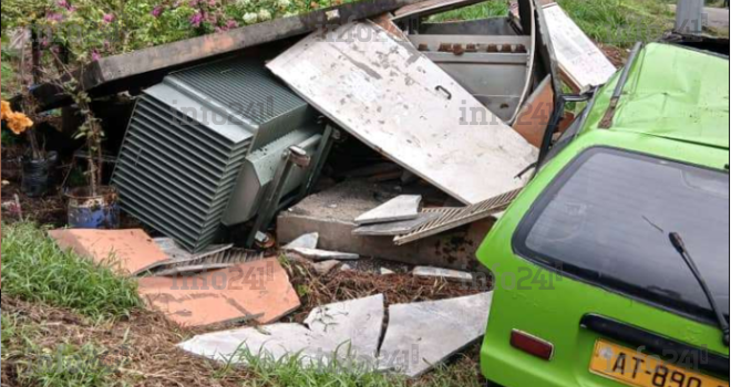 Libreville&nbsp;: Un clando percute un poste électrique et plonge plusieurs quartiers dans le noir