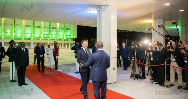 Emmanuel Macron au Gabon&nbsp;: une première pour un chef d’Etat français depuis 13 ans 