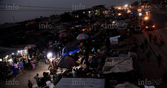 Nigeria : des millions de foyers plongés dans l’obscurité à la suite d’une coupure géante