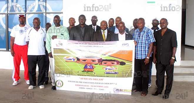 Zone 4&nbsp;: 12 encadreurs de volley-ball en formation à Libreville