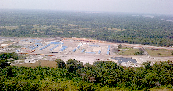 Le chef de l'Etat lance les travaux d'une route pour désenclaver Port-Gentil et ses environs