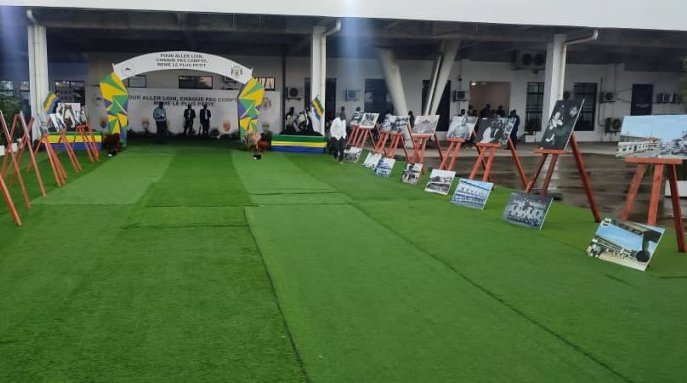 Dialogue National&nbsp;: une  exposition photo offre une plongée dans l’histoire politique récente du Gabon