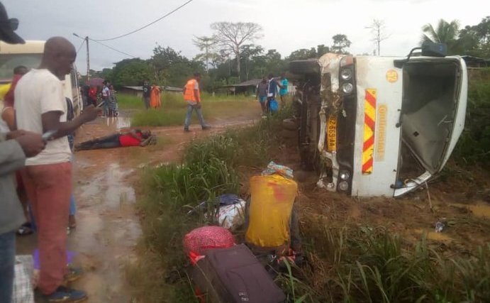 Kango&nbsp;: Un bus transportant des enseignants stagiaires, victime d’un accident