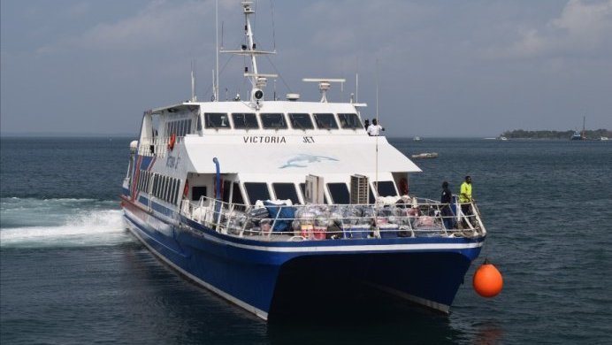 Un navire transportant près de 300 passagers échappe à un naufrage au large de Libreville