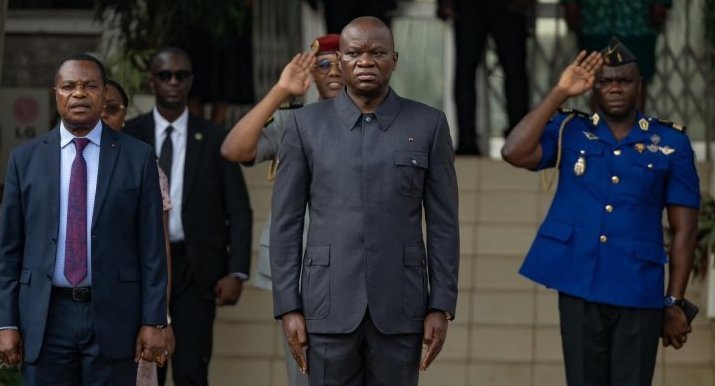 Fonction publique&nbsp;: Oligui Nguema vire l’équipe de cabinet laissée par Ibinga et suspend 7 hauts cadres