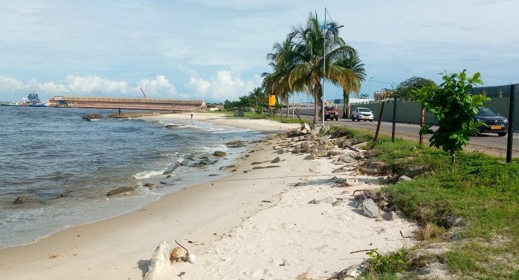 Érosion côtière et changement climatique&nbsp;: la ville de Port-Gentil en danger