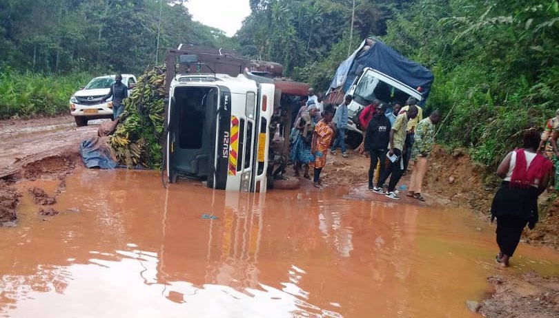 Entretien routier&nbsp;: le calvaire des usagers de la route au Gabon bloqués plusieurs heures à Mindji