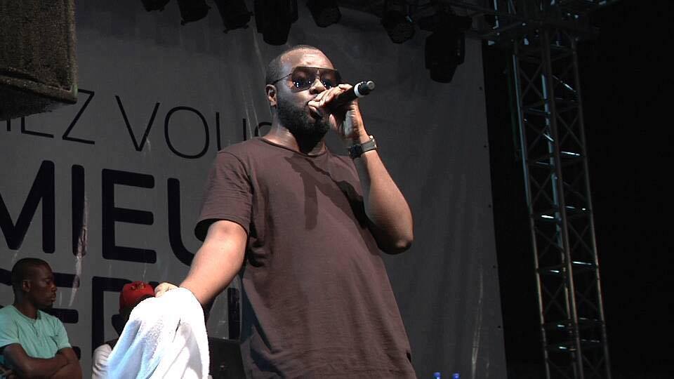 Le concert de Maitre Gims à Port-Gentil en images