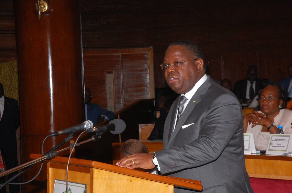 PRE&nbsp;: Issoze Ngondet promet croissance, réduction de la pauvreté et 2000 emplois aux Gabonais