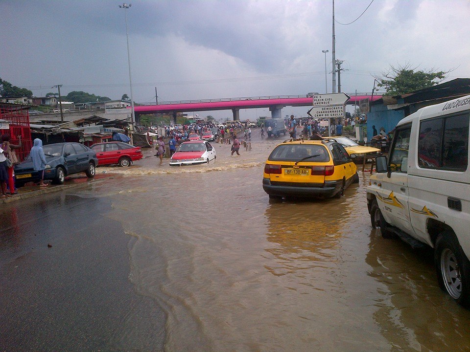 Libreville croulante sous les eaux des pluies diluviennes